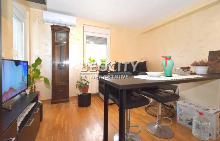 Novi Beograd, Ledine, Valtrovićeva , 1. 5, 32m2, 95000EUR