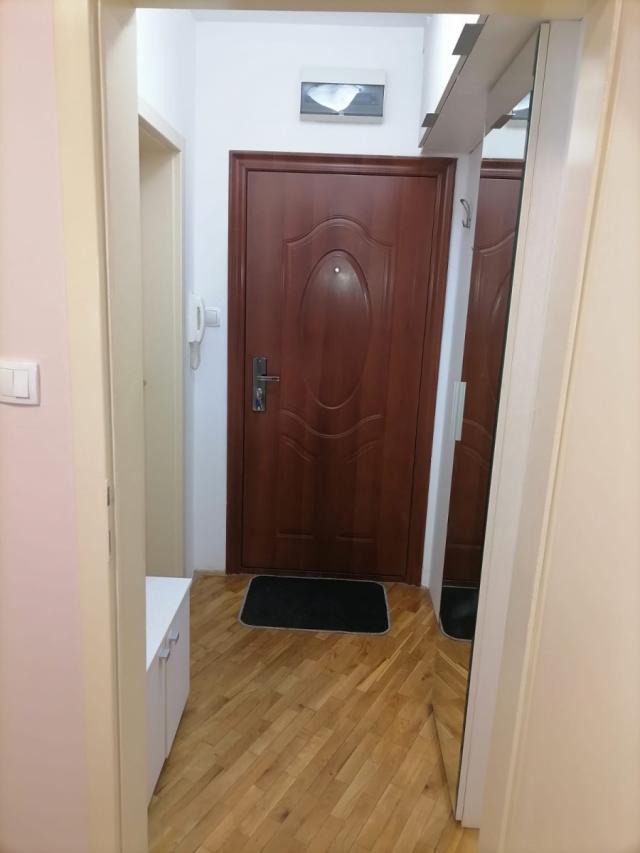 NOVI SAD - SALAJKA - 71. 00 m2