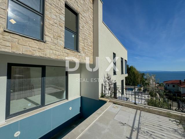 OPATIJA, LOVRAN - Exclusive two-story apartment with private pool only 150 meters from the beach, ne