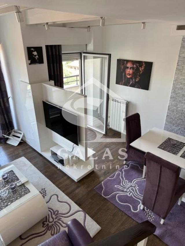 Lux duplex sa garažom, pet friendly