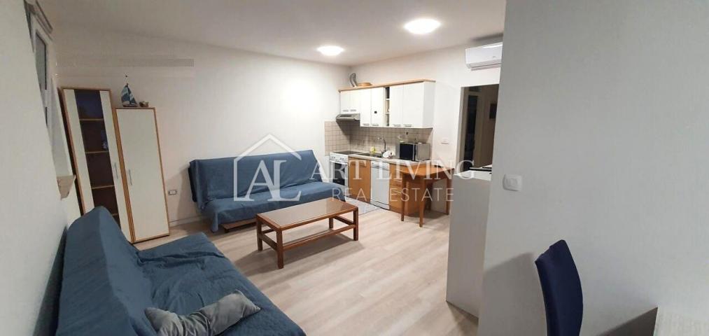 Istria, Umag - attractive apartment on the ground floor, 400 m from the sea and the city center