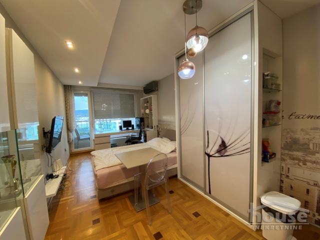 Stan NOVI SAD, BULEVAR PATRIJARHA PAVLA, kv: 28, € 82400, ID: 1062368