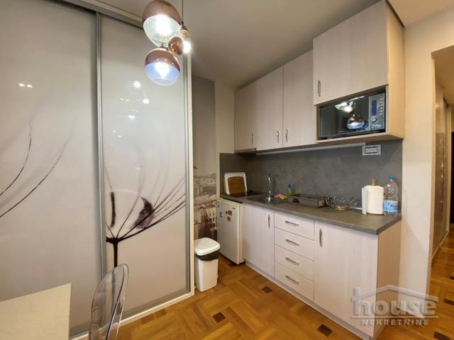 Stan NOVI SAD, BULEVAR PATRIJARHA PAVLA, kv: 28, € 82400, ID: 1062368