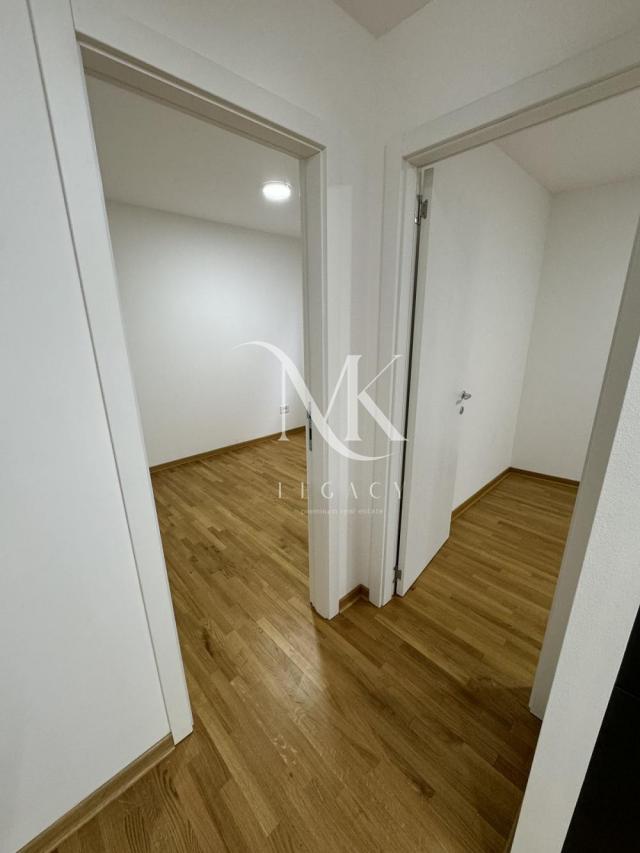 Polunamešten, lux, mereno 70 m2 ID#1101