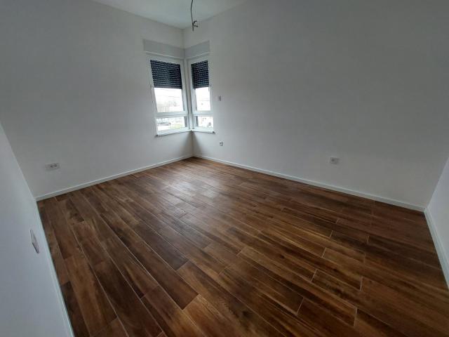 NOVI SAD - KLISA - 114. 30 m2