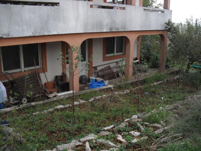 ISLAND OF KRK, CITY OF KRK (surroundings) - Floor of a house with 3 apartments