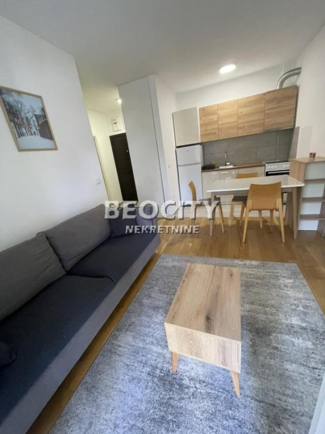 Novi Sad, Grbavica, Doza Djerđa, 2. 0, 40m2, 500EUR