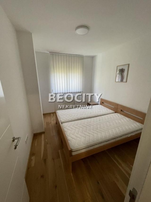 Novi Sad, Grbavica, Doza Djerđa, 2. 0, 40m2, 500EUR