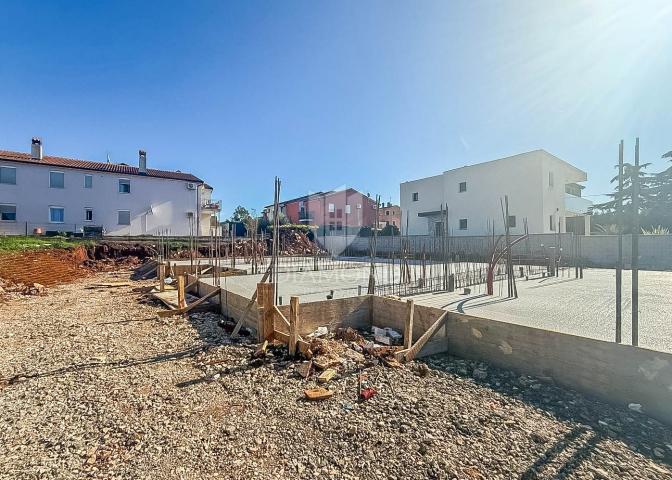 Novigrad, modern terraced house