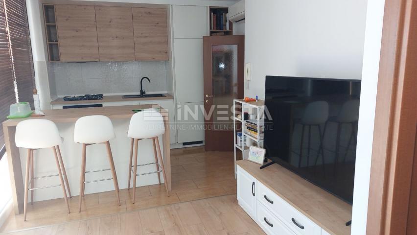 Rovinj area, renovated apartment on the 1st floor