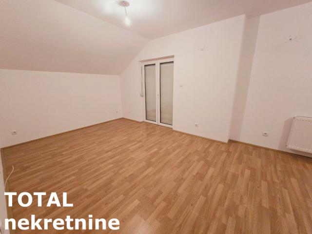 KUćA PETROVARADIN, 245000€