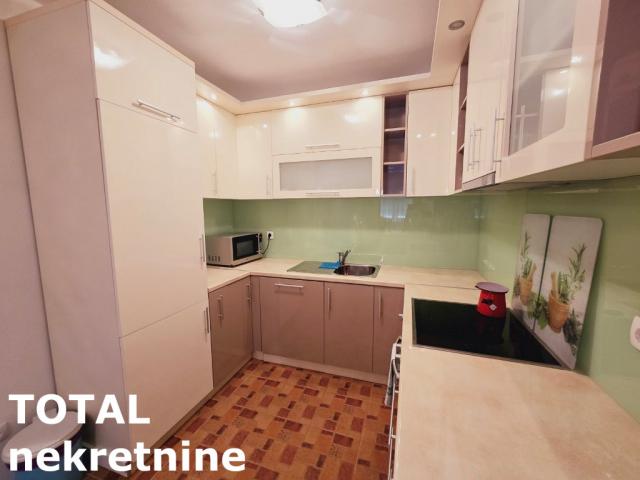 KUćA PETROVARADIN, 245000€