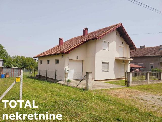 KUćA PETROVARADIN, 245000€