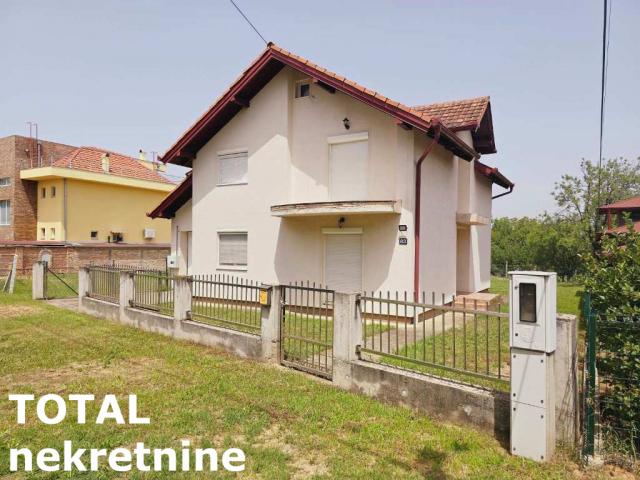 KUćA PETROVARADIN, 245000€