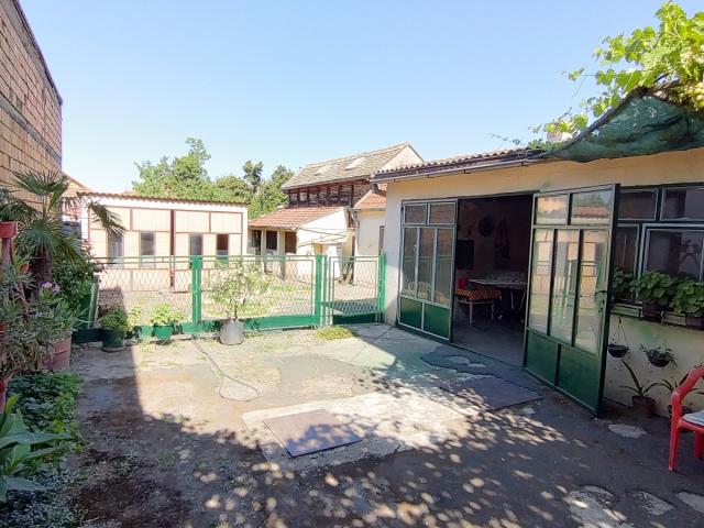 RUMA, KUĆA NA PRODAJU, 160M2