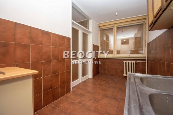 Voždovac, Medaković 2, Radovana Simića Cige, 2. 5, 63m2, 130000EUR