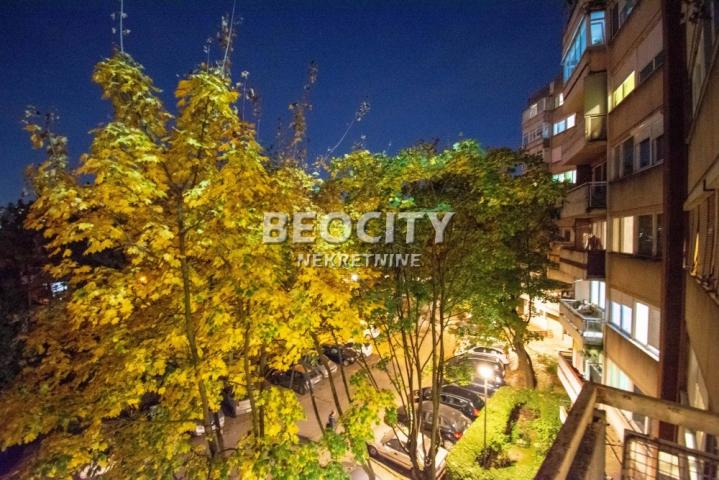 Voždovac, Medaković 2, Radovana Simića Cige, 2. 5, 63m2, 130000EUR