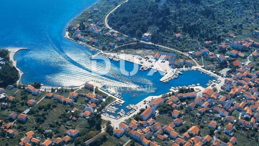 OTOK IŽ, VELI IŽ- Renovirana kuća 70m od mora!