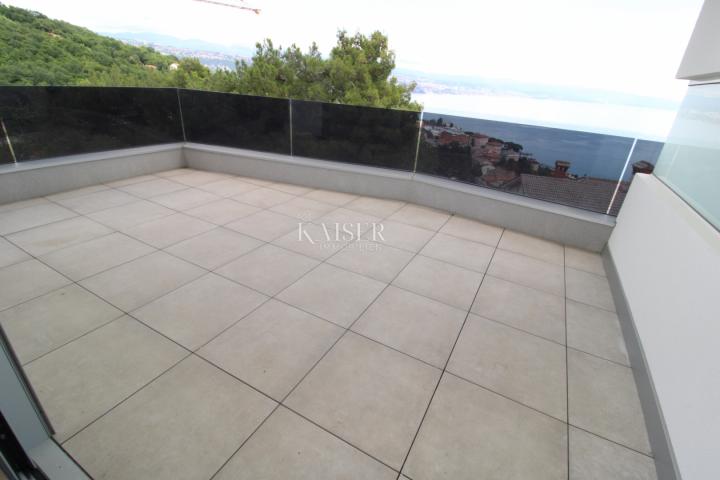 Opatija, newly built apartment on the first floor, 2 bedrooms and a bathroom with a sea view