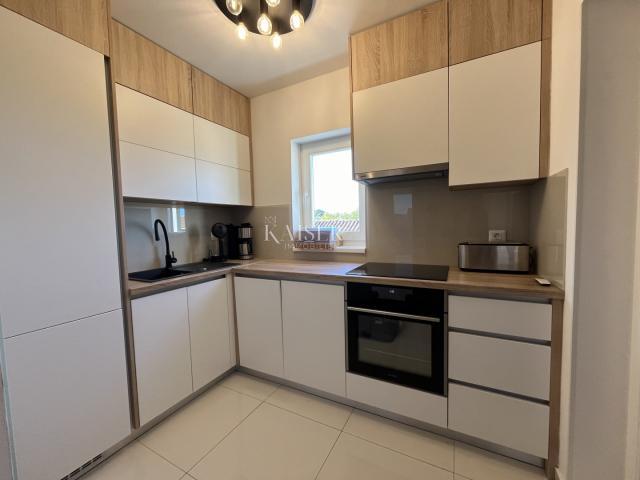 Flat Malinska, Malinska-Dubašnica, 79m2