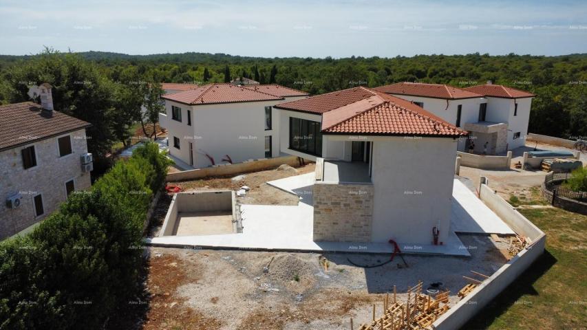 Haus Luxuriöses, modernes Haus mit Swimmingpool im Bau, Sveti Lovreč,Poreč!