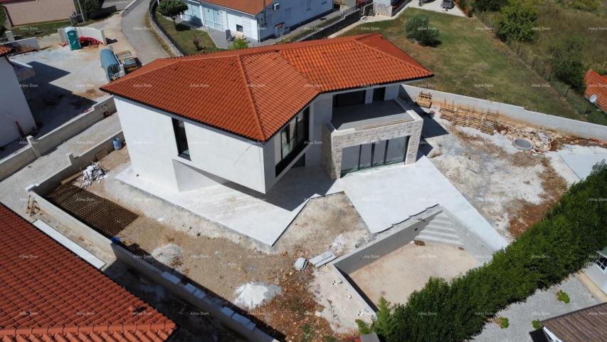 Haus Luxuriöses, modernes Haus mit Swimmingpool im Bau, Sveti Lovreč,Poreč!