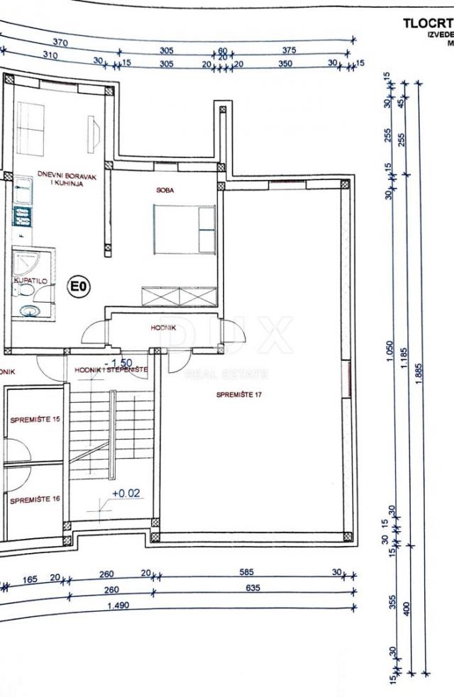 ISTRIEN, BRTONIGLA - Möblierte Wohnung im Untergeschoss mit zusätzlichem Platz im Untergeschoss