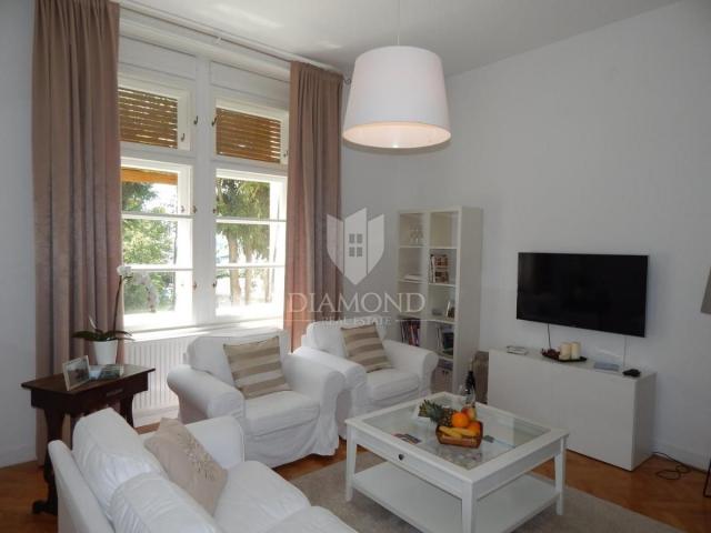 Pula, a beautiful apartment on the waterfront with a sea view!