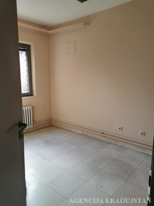 Prodaja, Lokal, 50. 00m2 , Centar