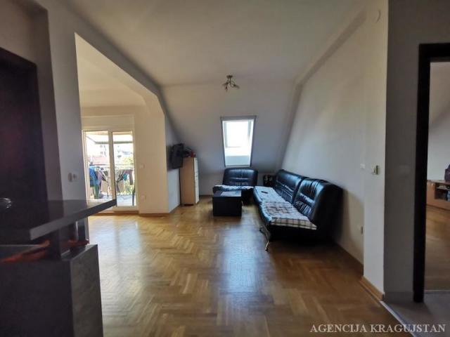 Prodaja, Stan, 42. 00m2 , Centar