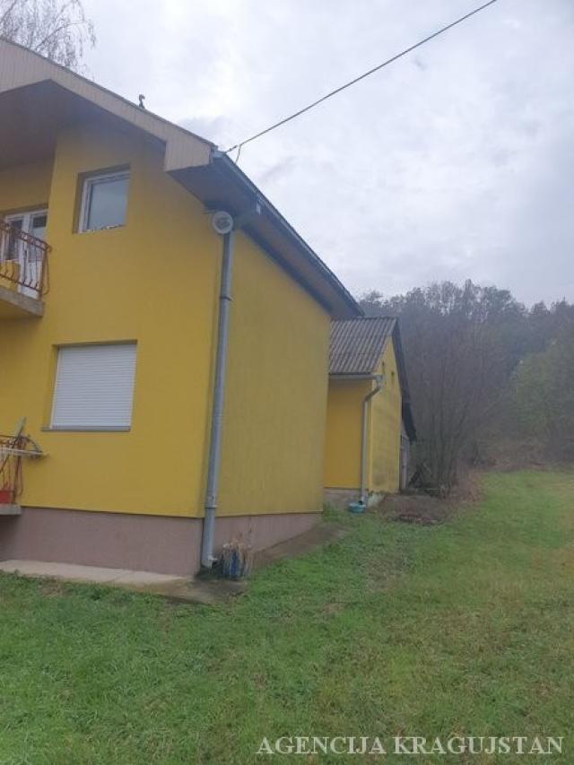 Prodaja, Kuća, 70. 00m2 , Centar