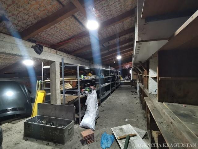 Izdavanje, Lokal, 600. 00m2 , Korićani