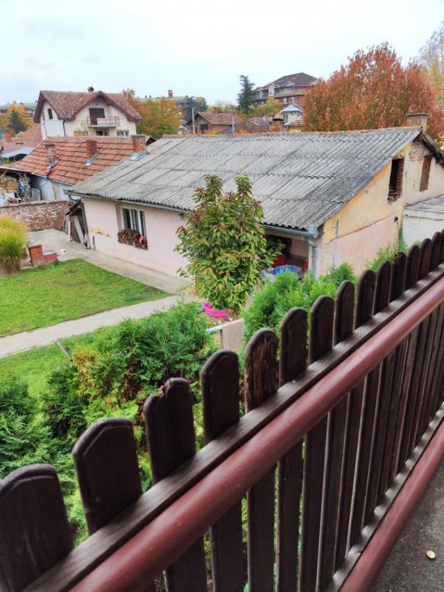 Apartment in a house in Levč of 72m2 in a city location at the price of a one-room apartment