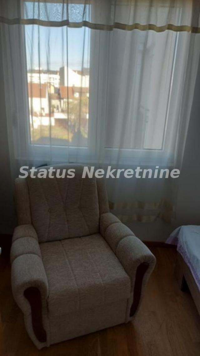 Salajka-Namešten Jednoiposoban stan 45 m2 sa Liftom-Zakupnina 400e-065/385 8880