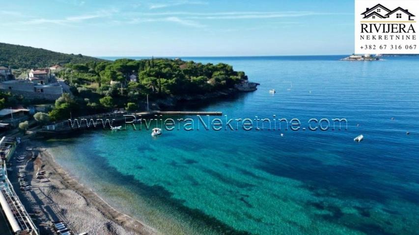 House for sale in Zanjice Herceg Novi Needs Legalization