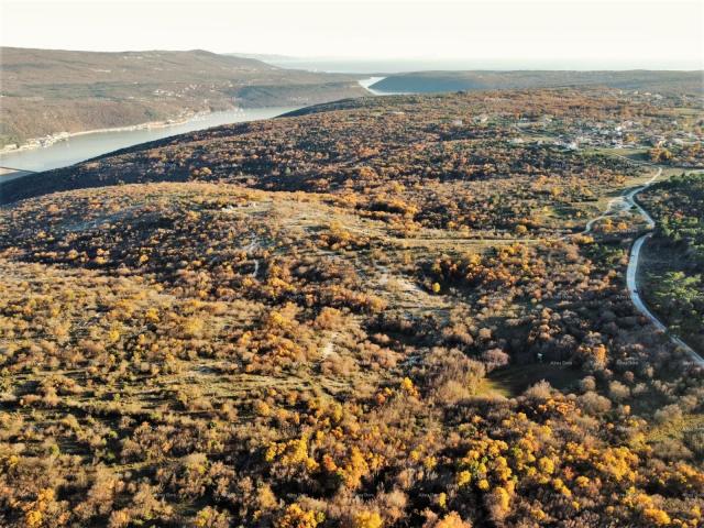 Građevinsko zemljište Prodaja poljoprivrednog zemljišta, Hrboki! 25. 000 M2 IDEALNO ZA OPG. 