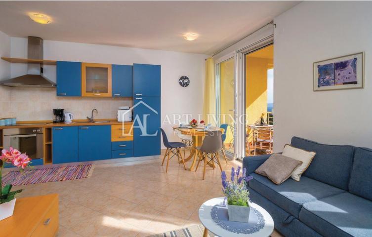 Istria, Rabac - a nice two-bedroom apartment with a pool and a panoramic sea view