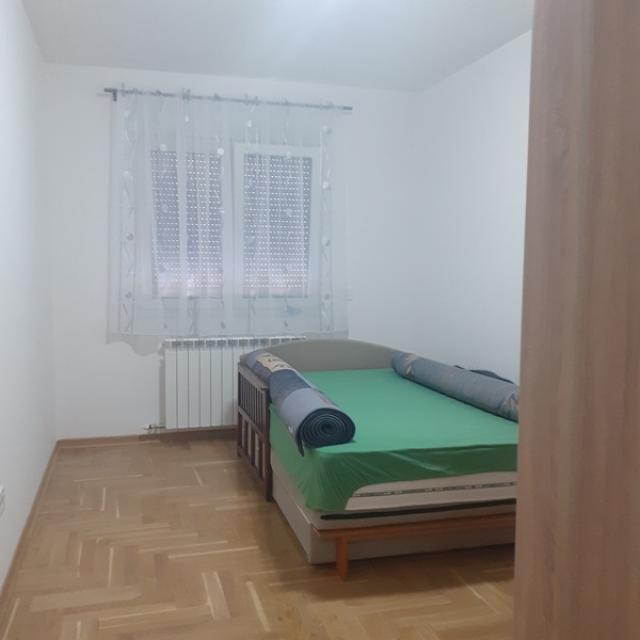 VOZDOVAC BANJICA 60m2 , 20 , 500e