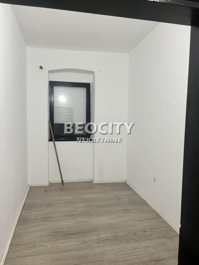 Novi Sad, Centar, Zemljane Ćuprije, 3. 0, 60m2, 400EUR