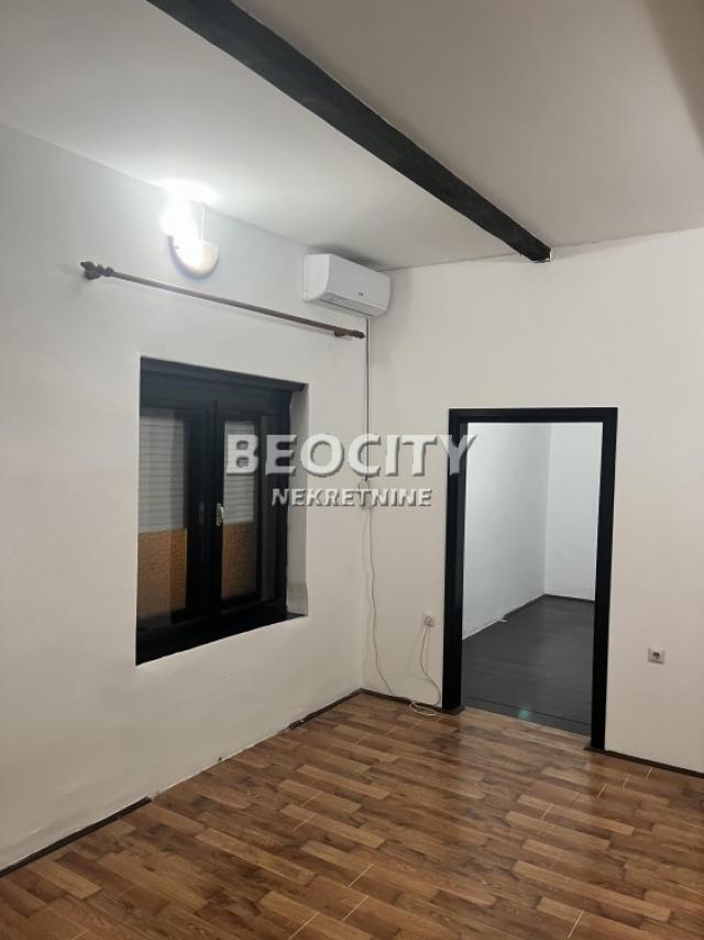 Novi Sad, Centar, Zemljane Ćuprije, 3. 0, 60m2, 400EUR