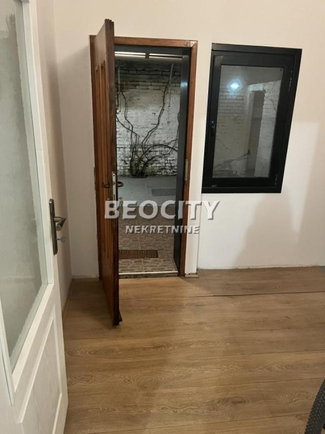 Novi Sad, Centar, Zemljane Ćuprije, 3. 0, 60m2, 400EUR