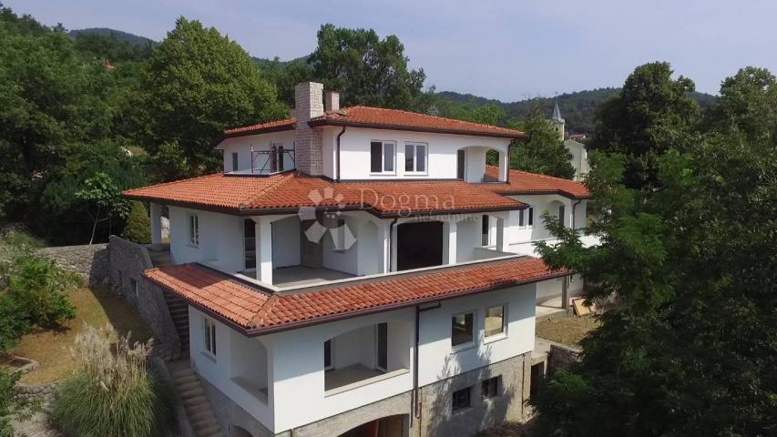 House Poljane, Opatija - Okolica, 500m2