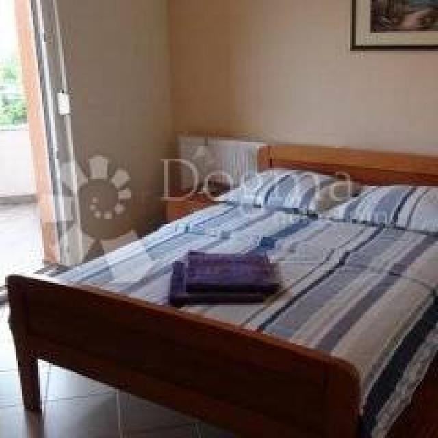 Opatija okolica, VILA  sa 8 apartmana i bazenom