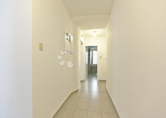 Flat Centar, Rijeka, 5m2