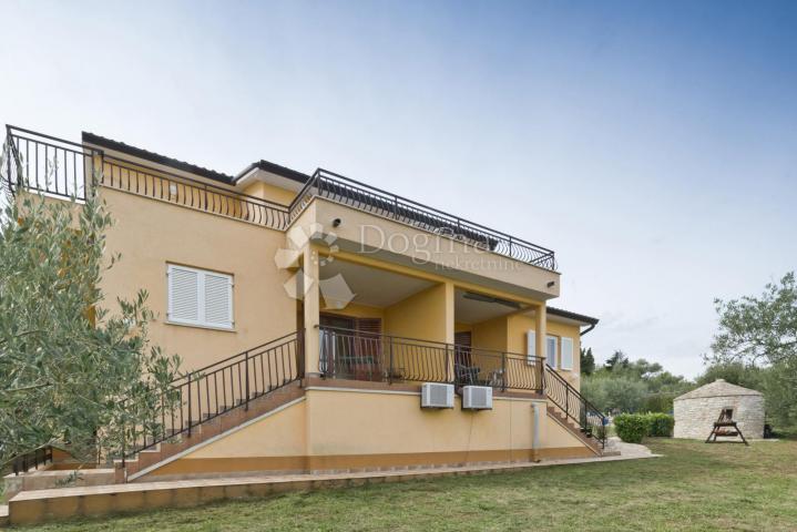 House Drenje, Raša, 350m2