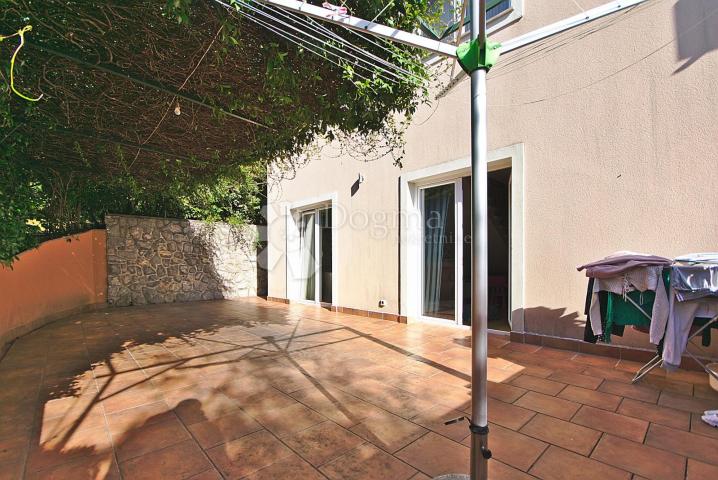 Flat Opatija, 300m2