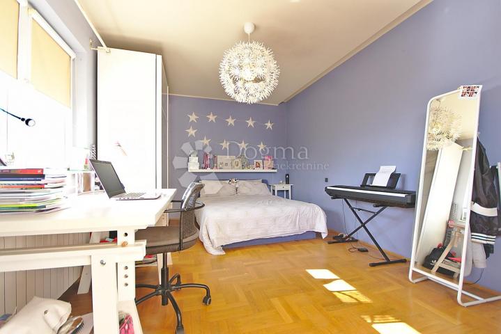 Flat Opatija, 300m2