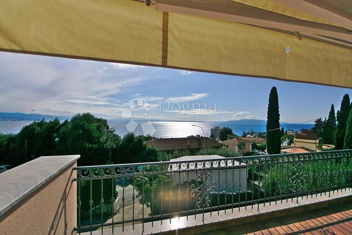 Flat Opatija, 300m2