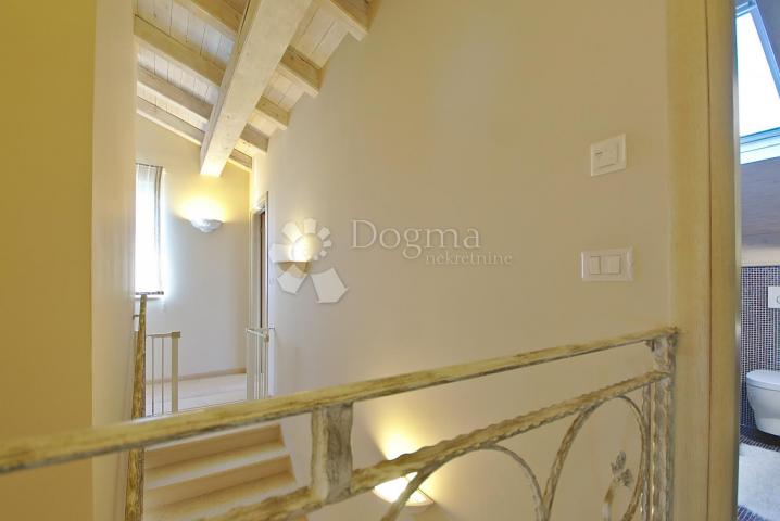 Flat Opatija, 300m2