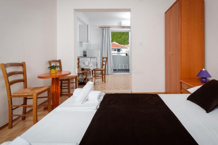 Haus Drvenik, Gradac, 700m2